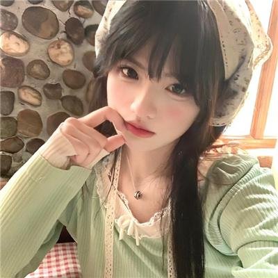 总之就是非常可爱～制服～